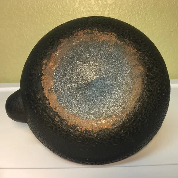 Cast Iron Japanese Tetsu Kyushu Tea Pot - Picture 6 of 12